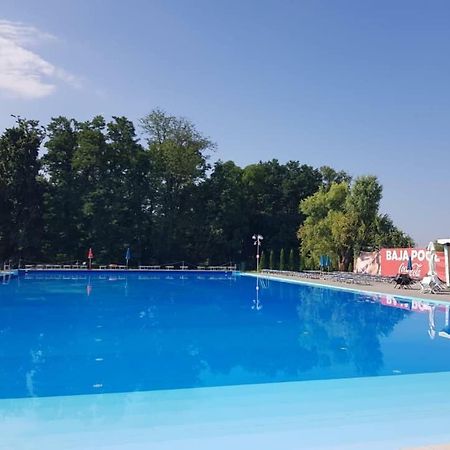 Elizabeth'S Rooms Gherla Экстерьер фото