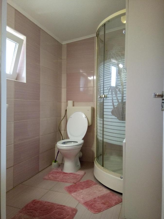 Elizabeth'S Rooms Gherla Экстерьер фото